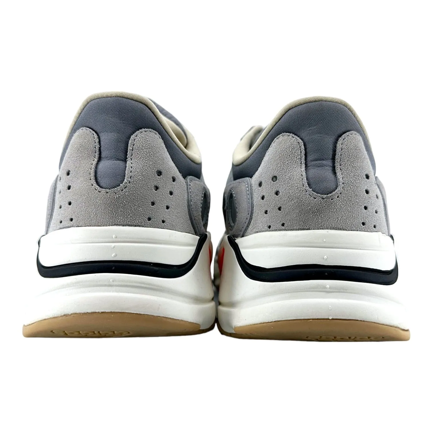 adidas Yeezy Boost 700 Magnet Pre-Owned