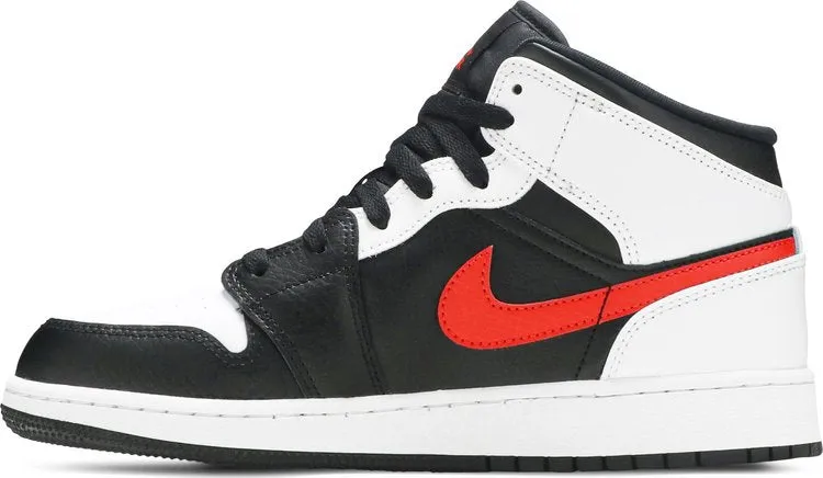 Air Jordan 1 Mid GS Chile Red, black
