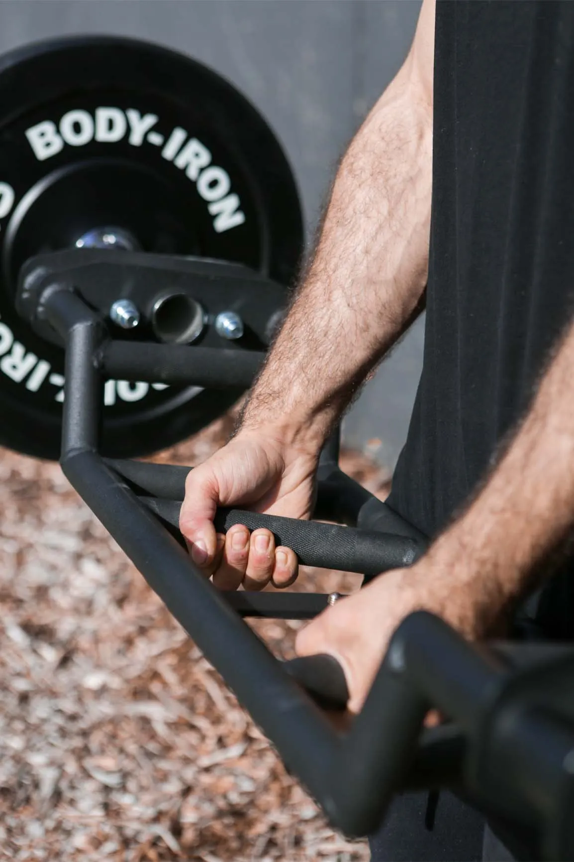 Body Iron Olympic Cambered Swiss Bar