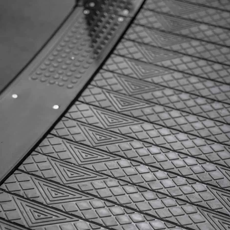 ChasingBetter Air Runner