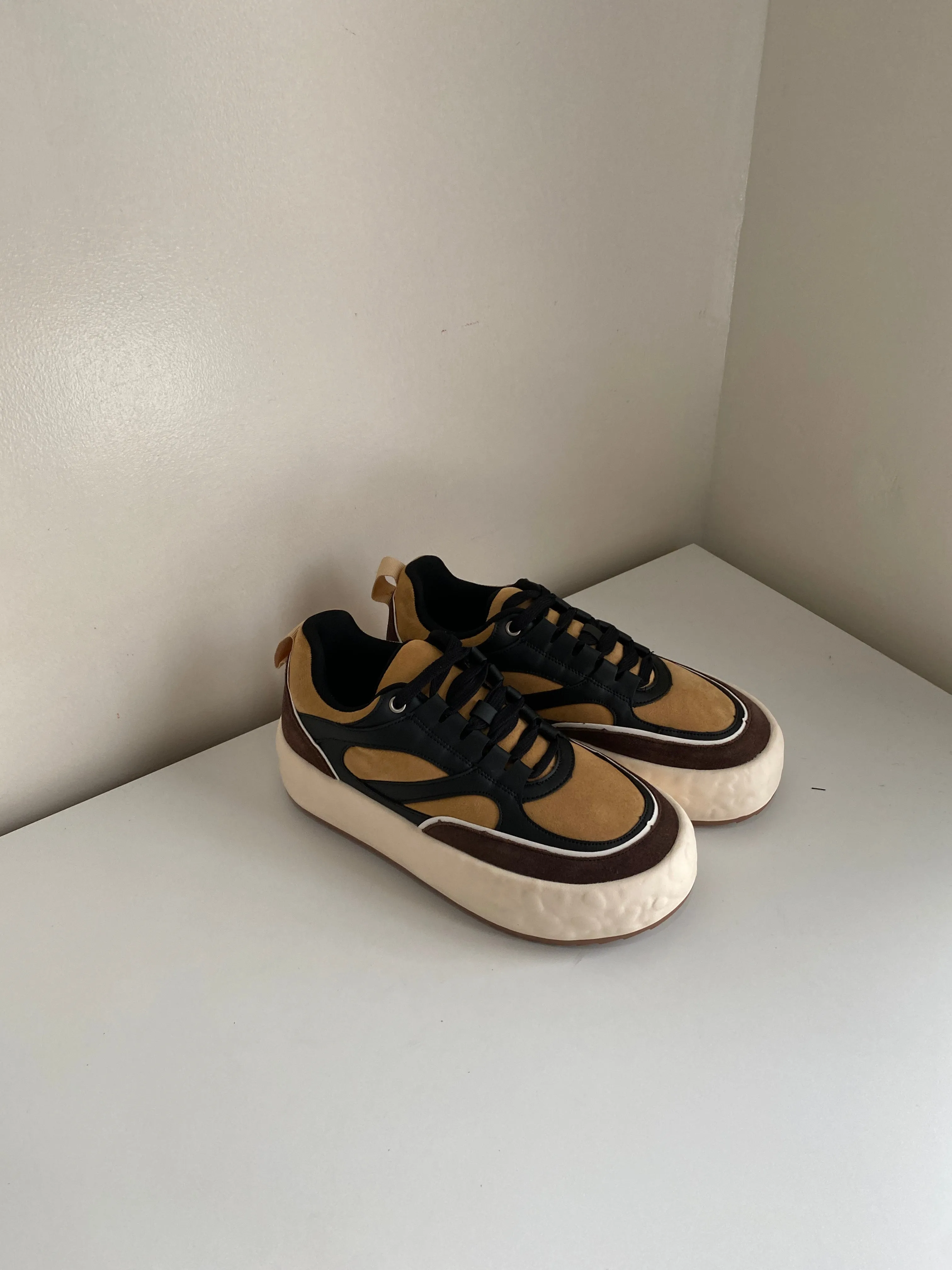 Chunky Sole Sneakers - Earth