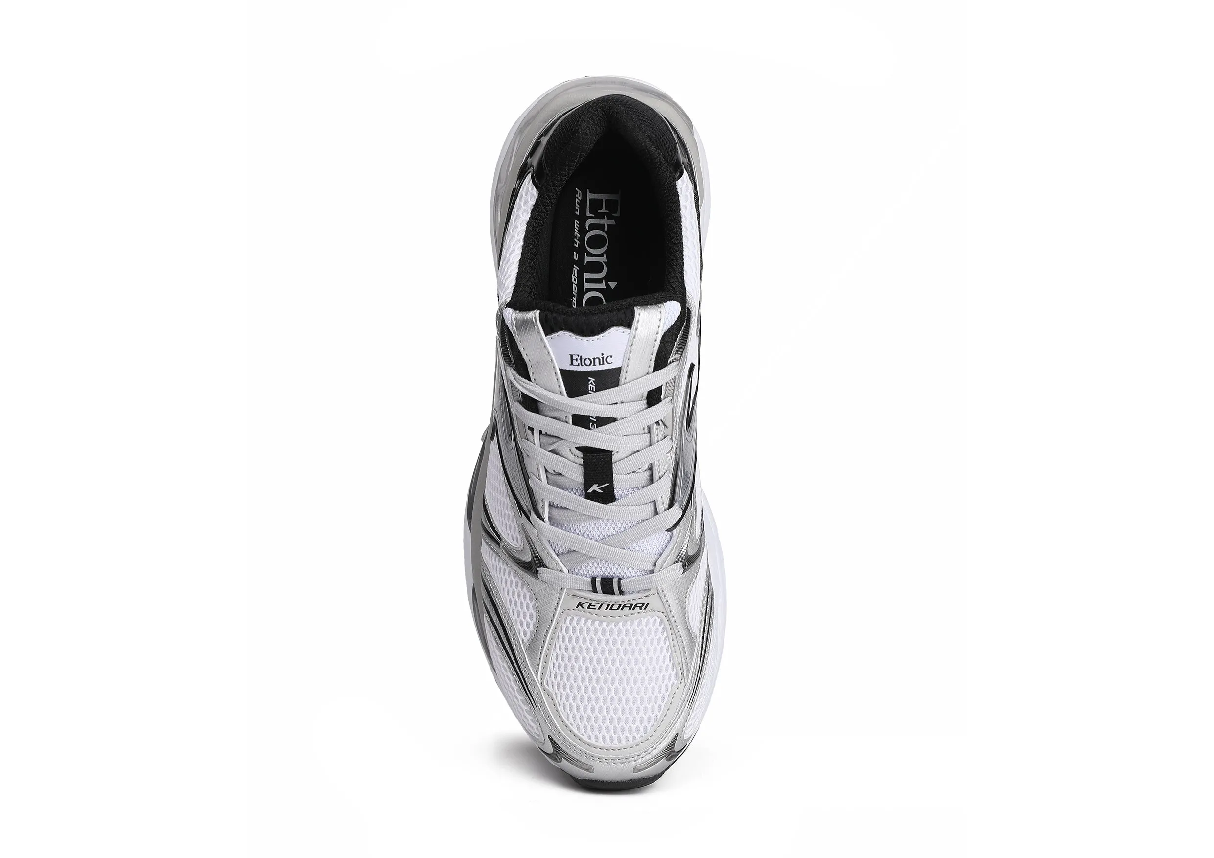 Etonic Kendari 3.0 sneakers in matte silver leather, white mesh and black inserts and details.