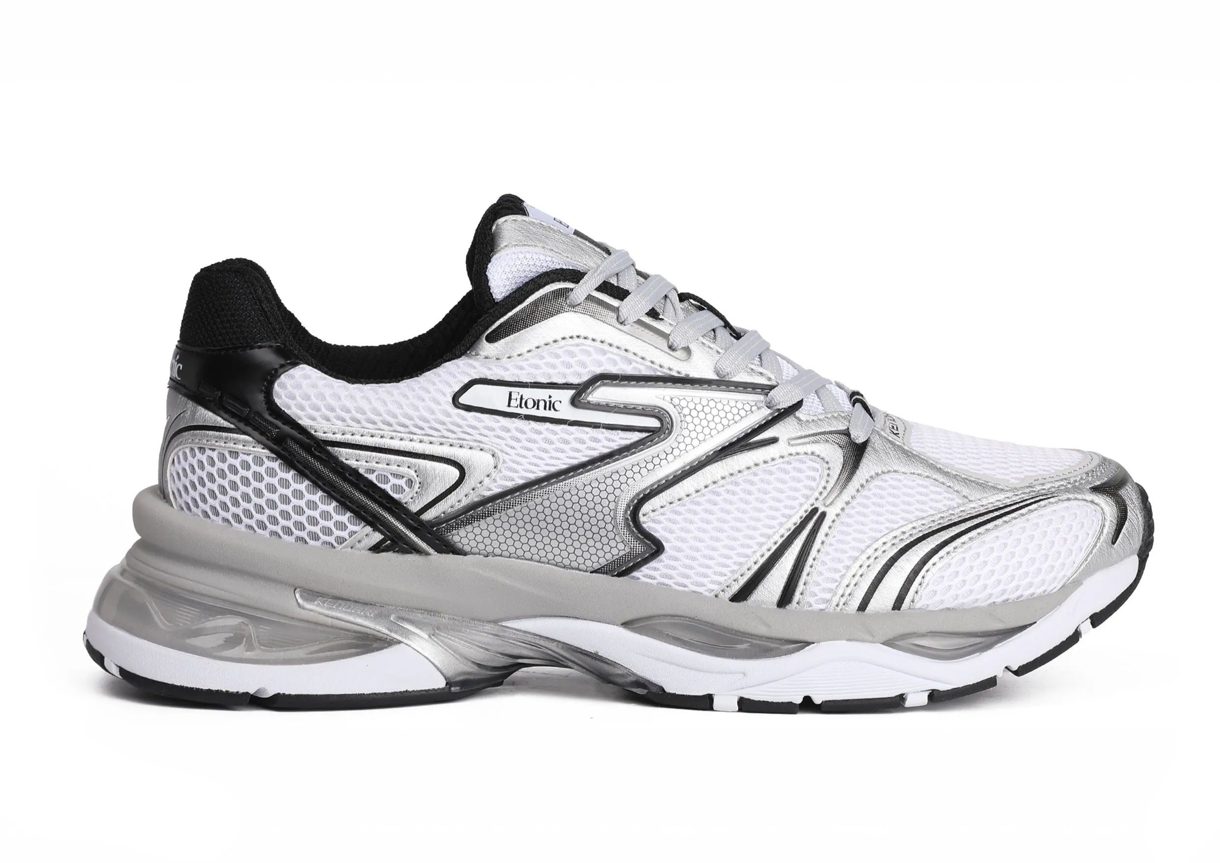 Etonic Kendari 3.0 sneakers in matte silver leather, white mesh and black inserts and details.