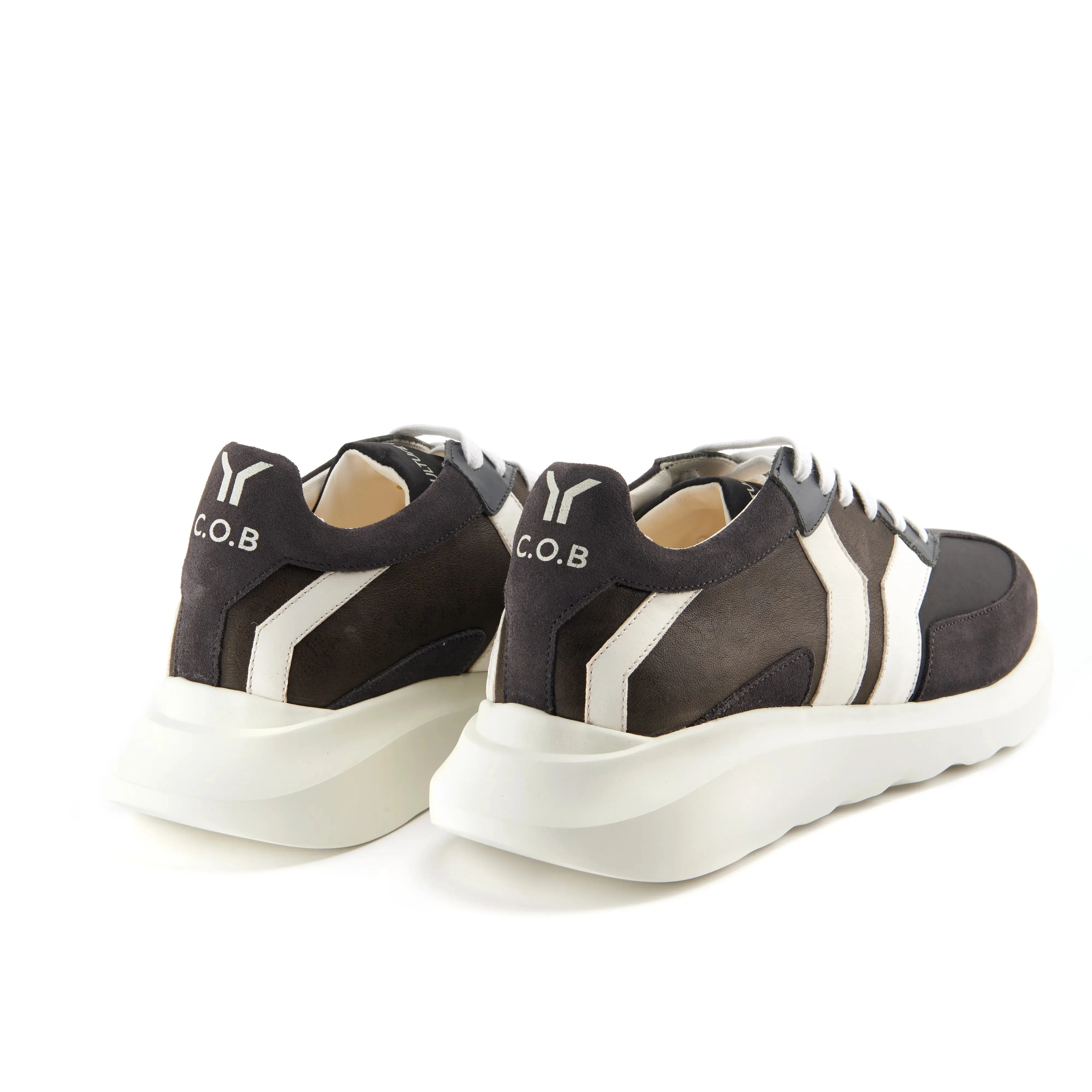 Free Soul Low Tracker Sneaker | Charcoal