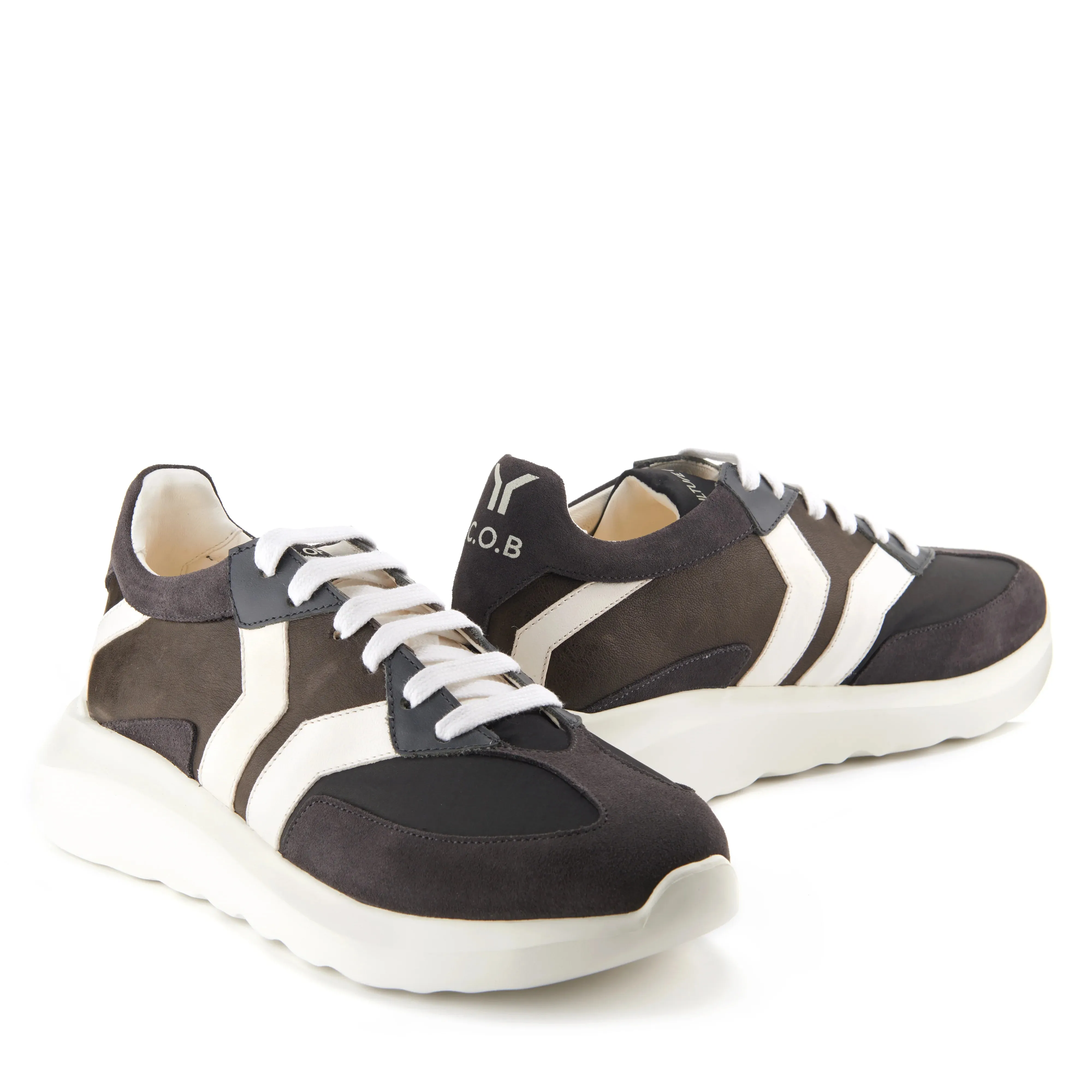 Free Soul Low Tracker Sneaker | Charcoal
