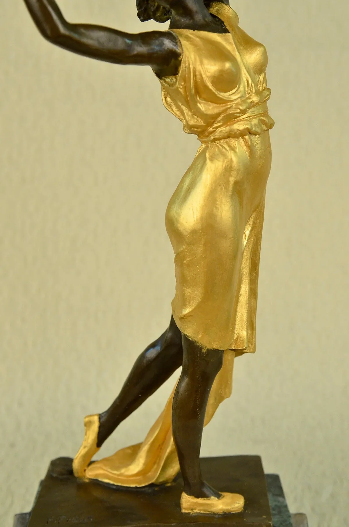 Handmade BEAUTIFUL SIGNED GENUINE BRONZE BALLERINA FIGURE SCULPTURE STATUE