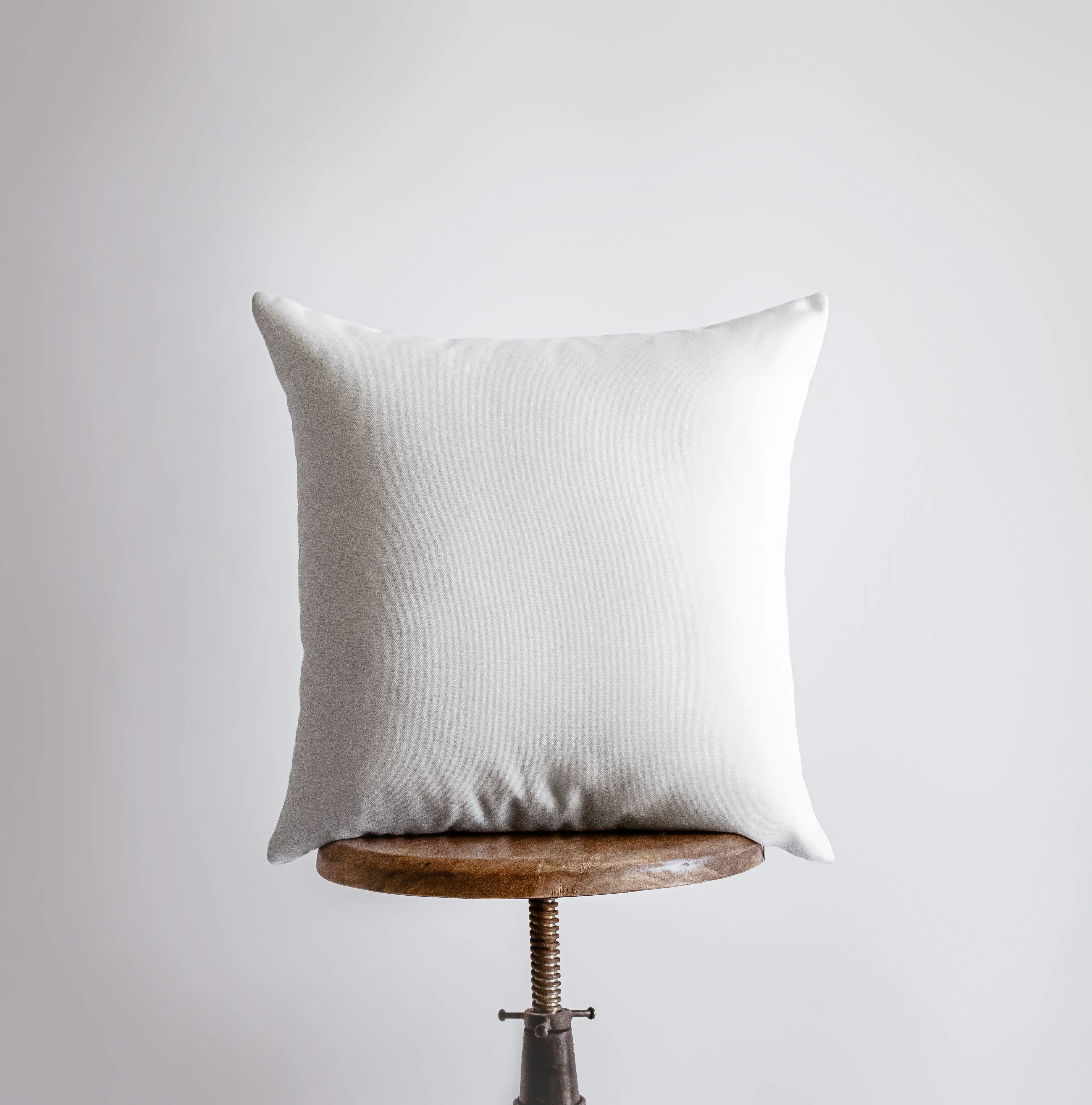 Horseshoes | Pillow Cover | Throw Pillow | Horse Lover Gift | Home Decor | Farmhouse Decor | Cowboy | Country Decor