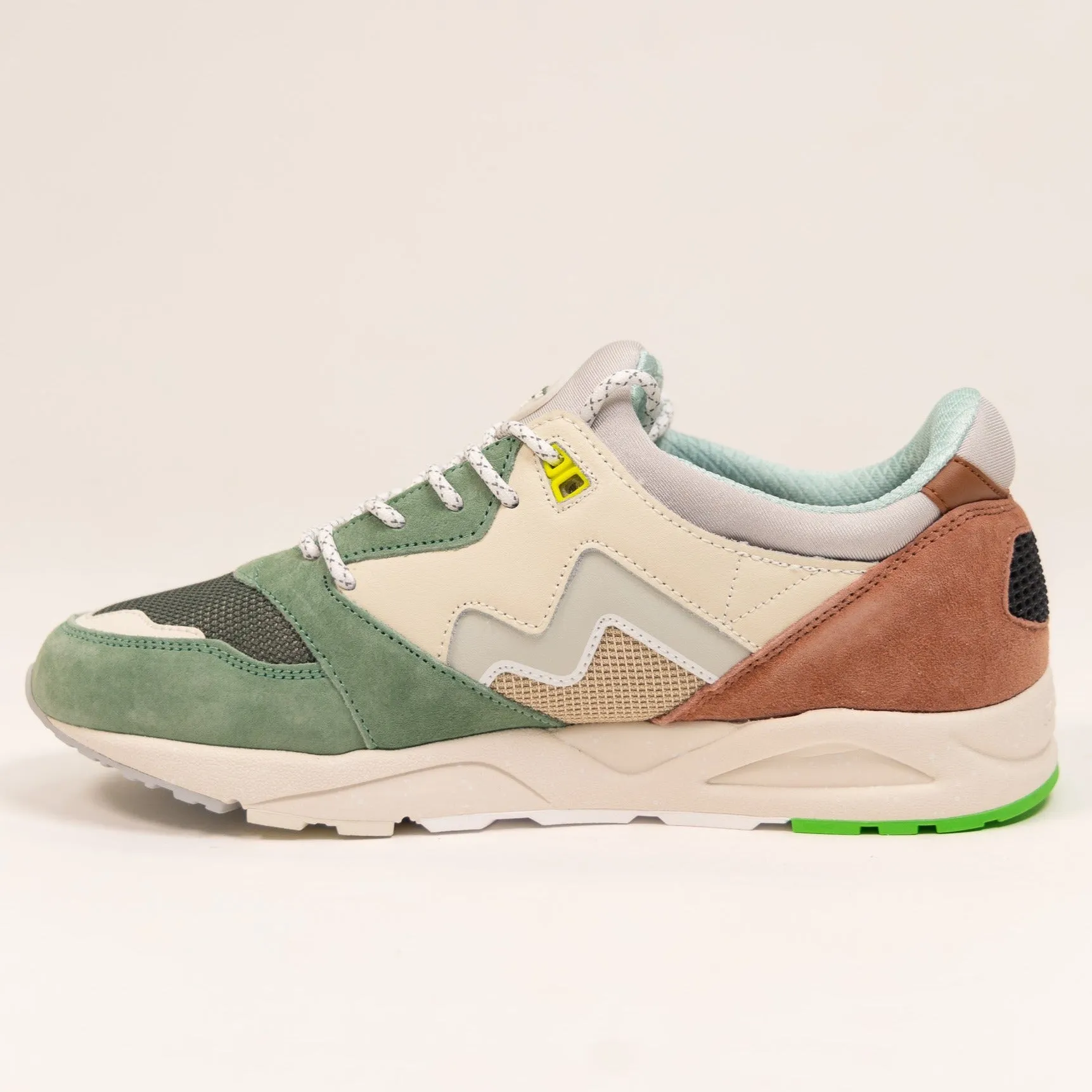 Karhu Aria 95 - Cork/Foggy Dew