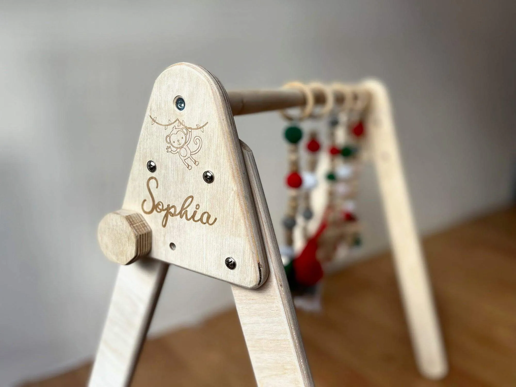 kidodido Hölzerne Baby Turnhalle & Hängespielzeug Set