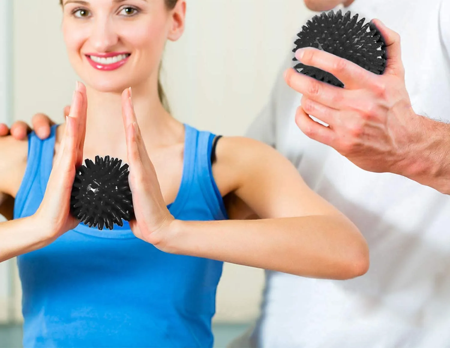 Massage Ball - Spiky for Deep Tissue Back Massage | Foot Massager | Plantar Fasciitis & All Over Body Deep Tissue Muscle Therapy - Your Compact Muscle Roller | Diameter: 8 cm (Black)