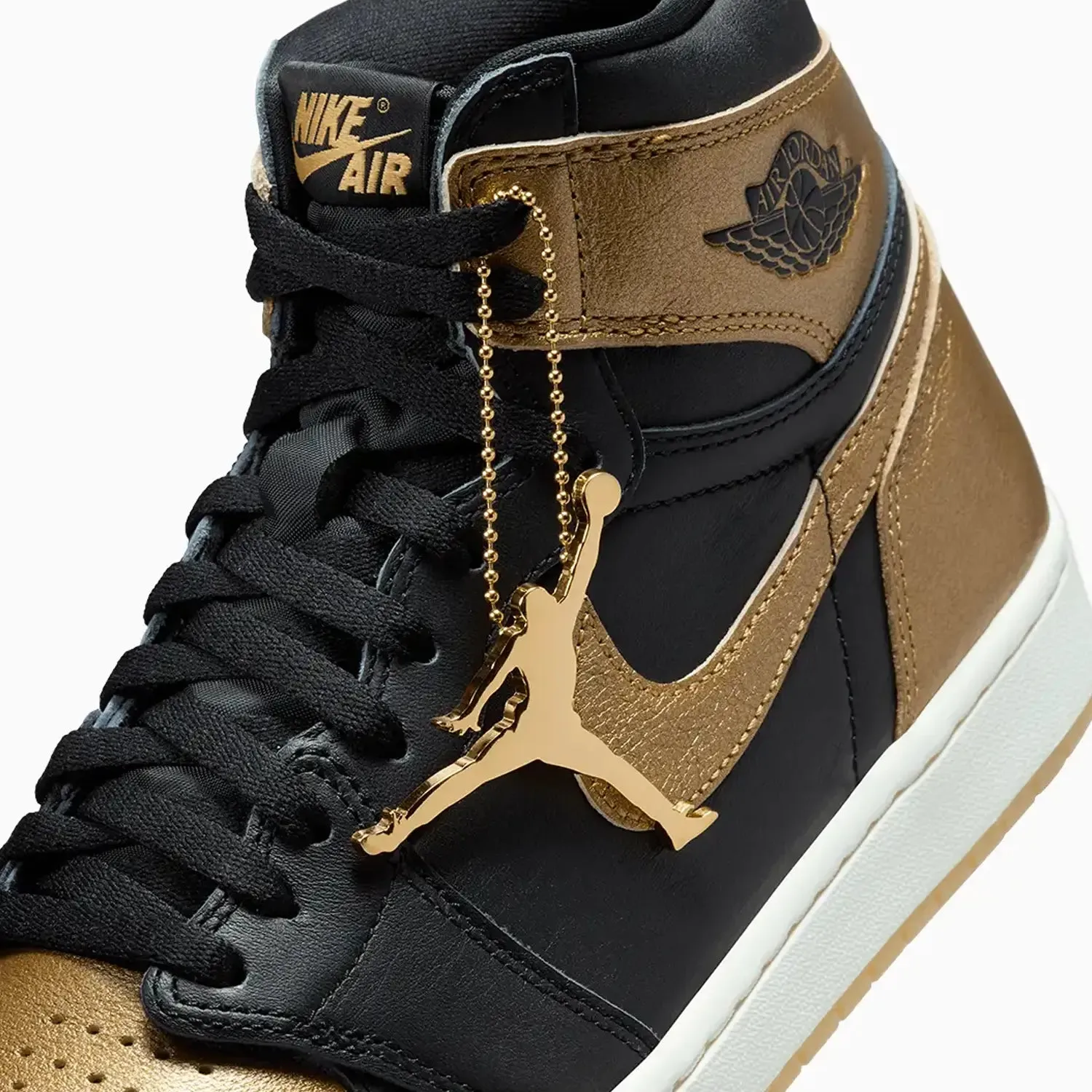Men's Air Jordan 1 Retro High OG "Black Metallic Gold"
