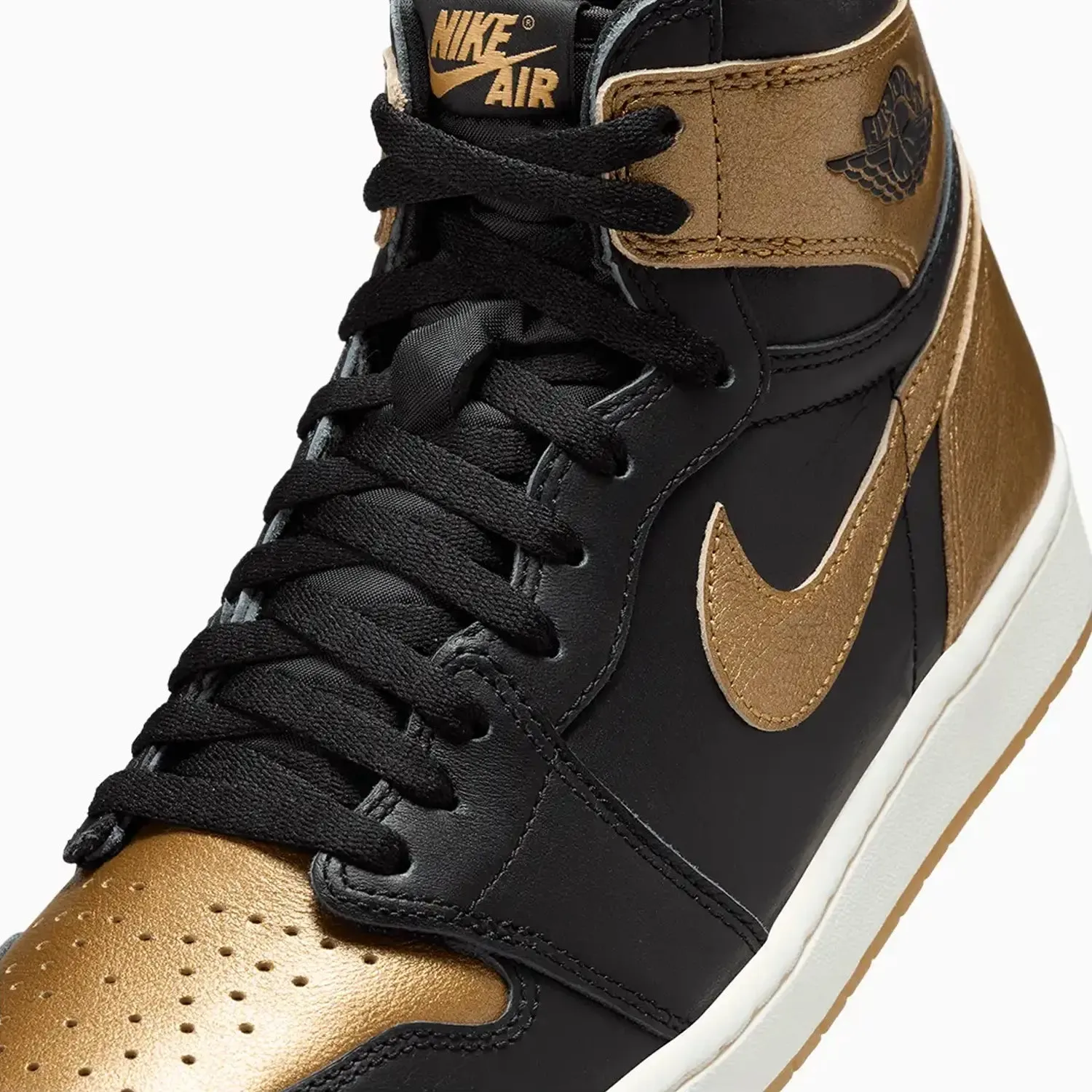 Men's Air Jordan 1 Retro High OG "Black Metallic Gold"