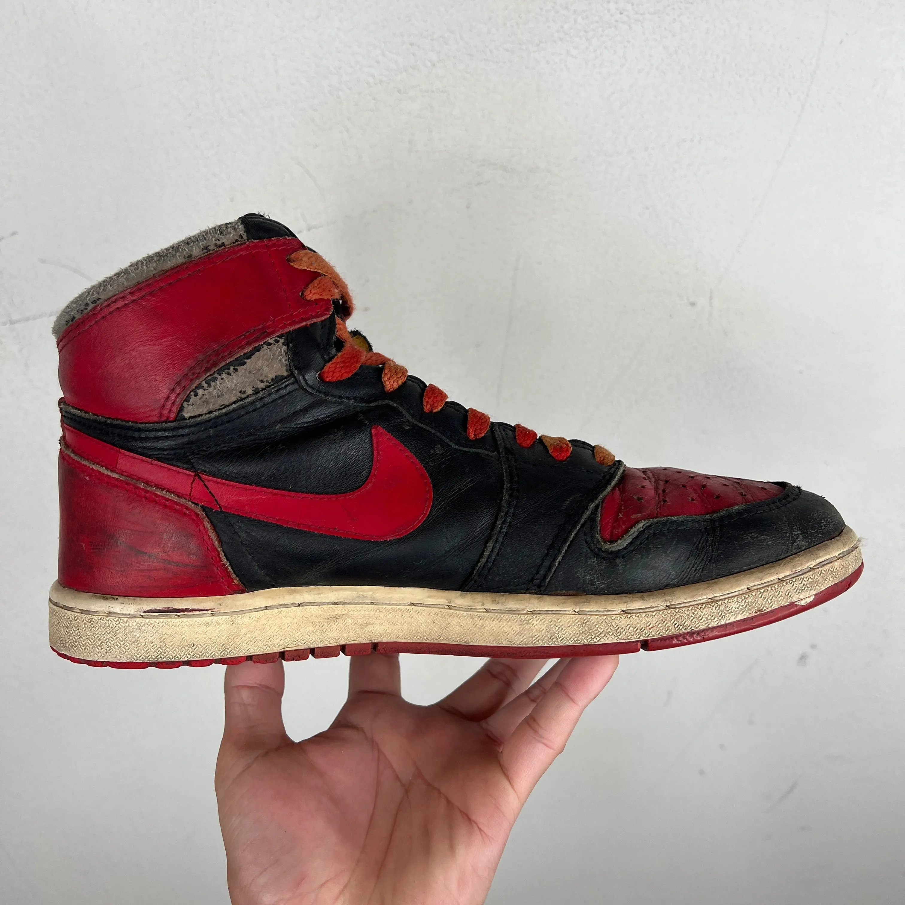 Nike 1985 Air Jordan 1 Bred