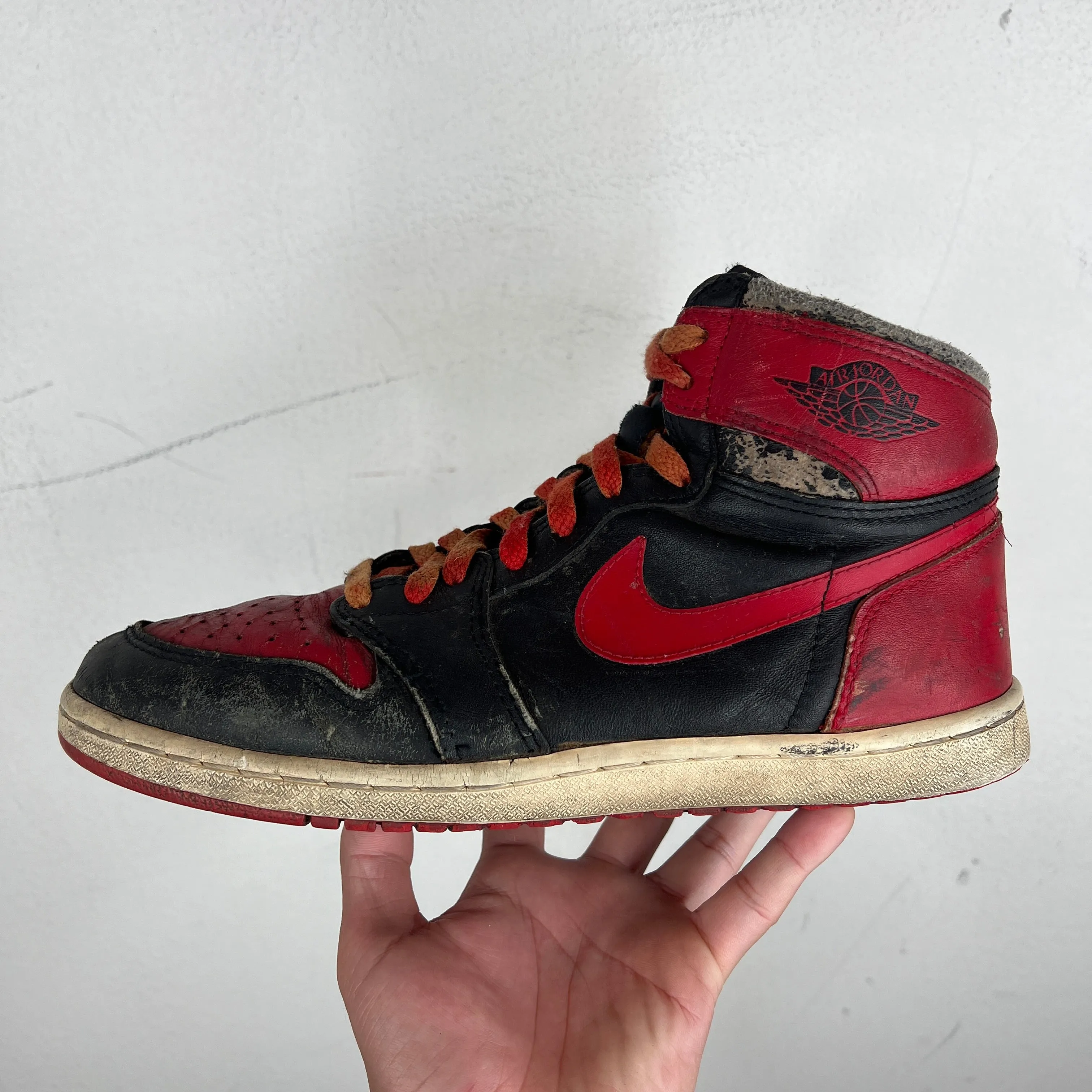 Nike 1985 Air Jordan 1 Bred
