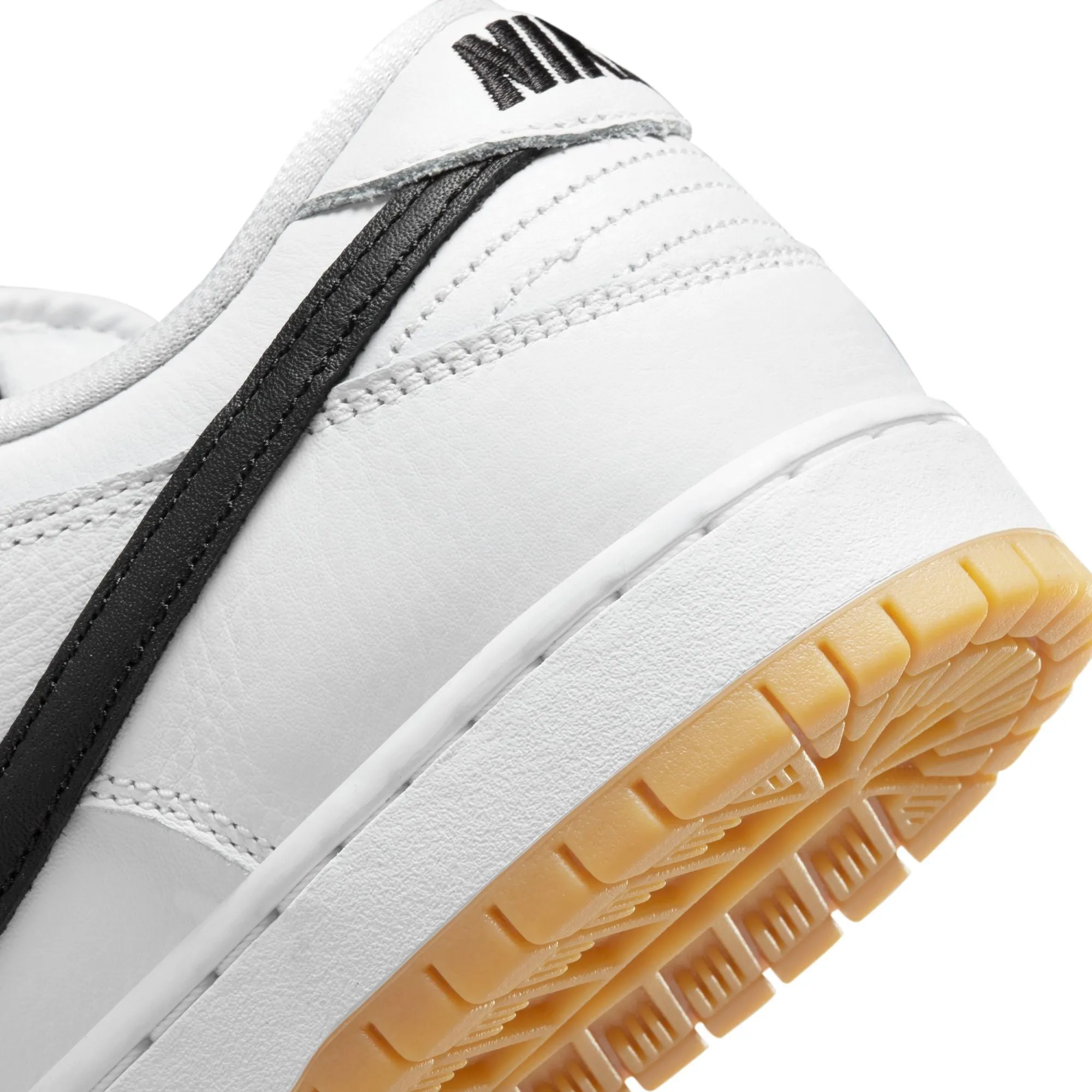 Nike SB Dunk Low Pro White/Black/Gum