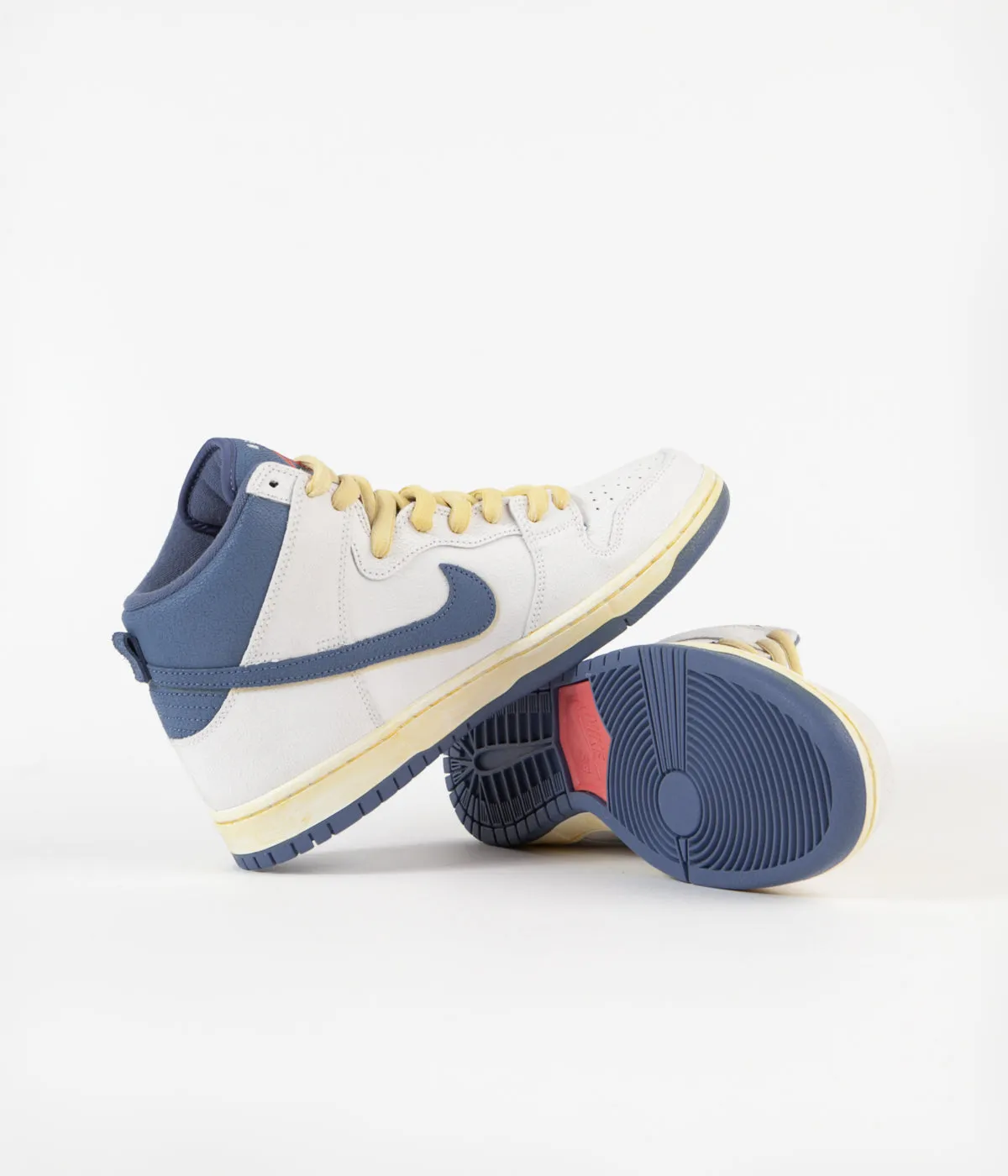 Nike SB x Atlas Dunk High Pro QS Shoes - Sail / Ocean Fog - Track Red - White
