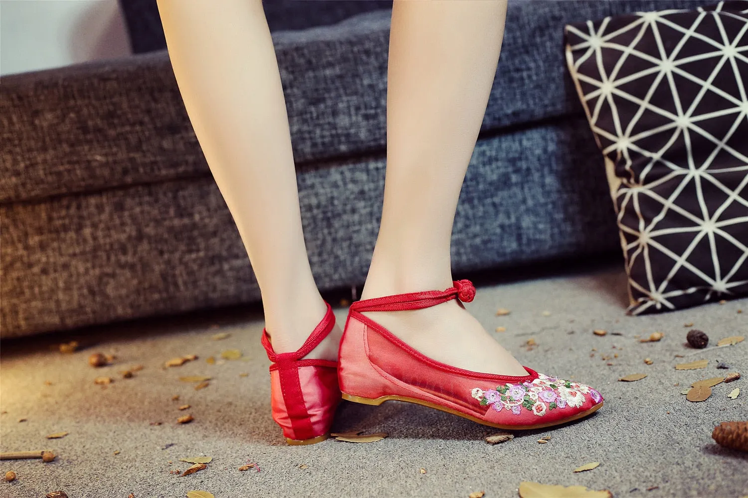 Sheer Pointed Floral Shoes