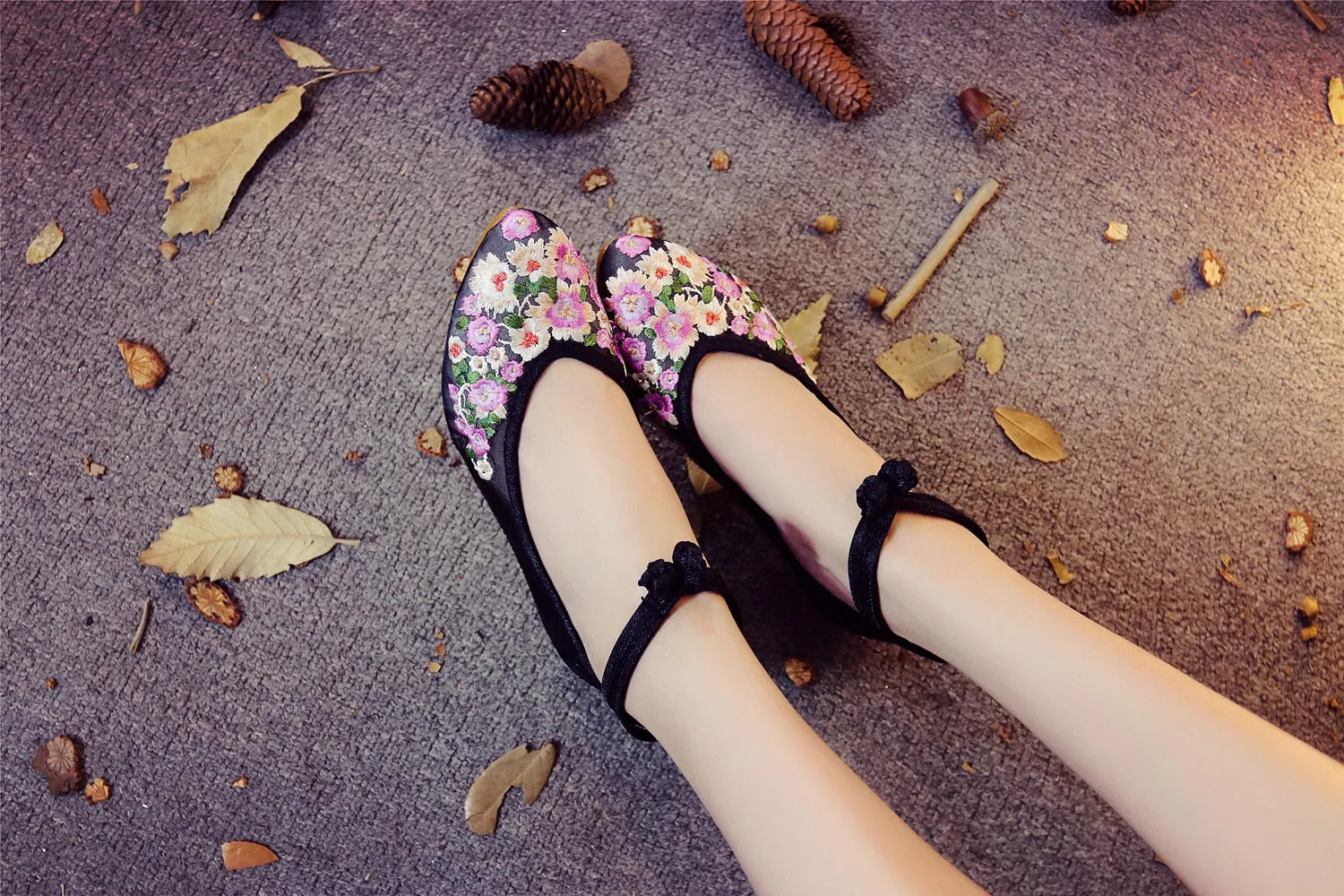 Sheer Pointed Floral Shoes
