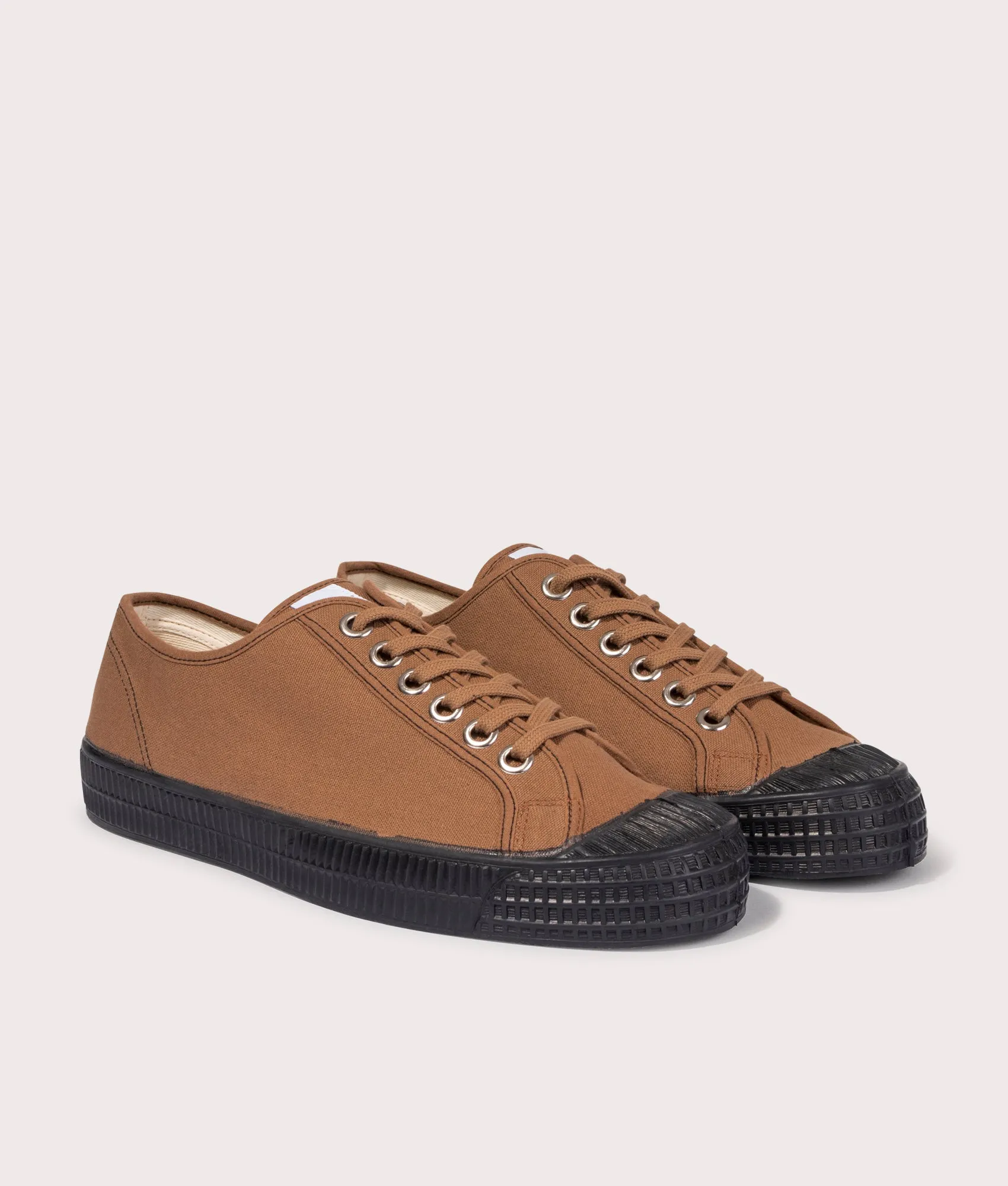Star Master Contrast Stitch Sneakers