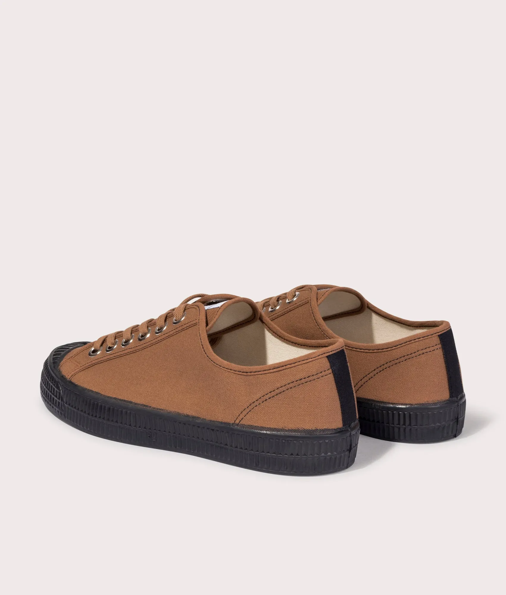 Star Master Contrast Stitch Sneakers