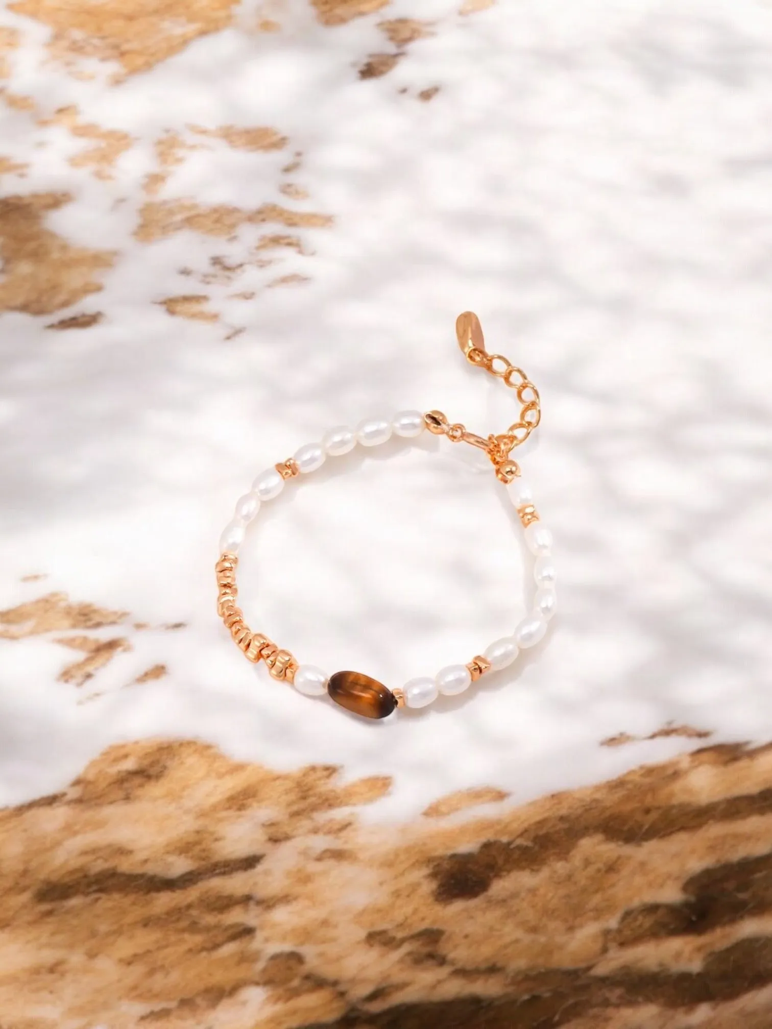 Tigrella - Tiger Eye Stone Pearl Bracelet