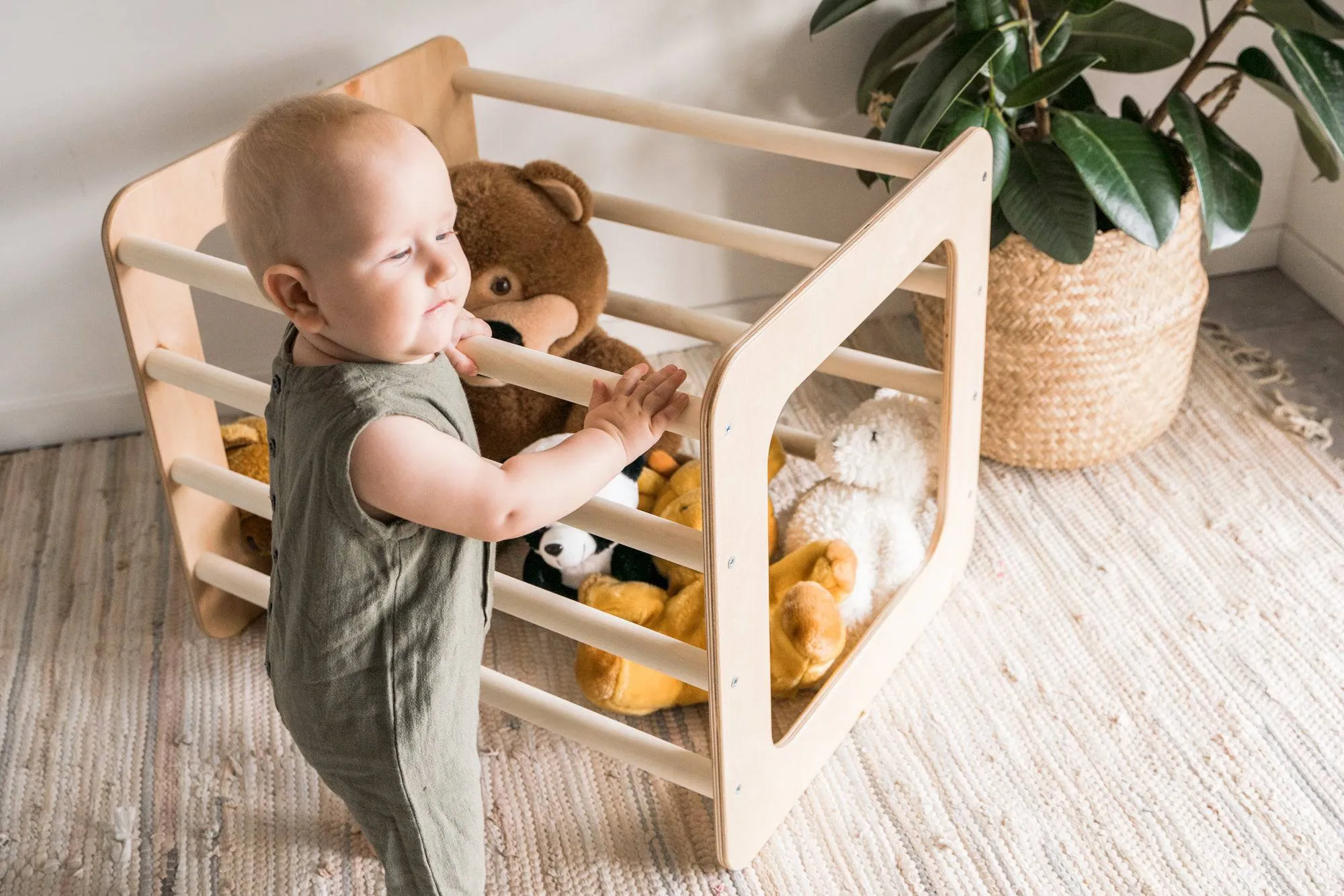 Toddler climbing bars frame  (Square gym)