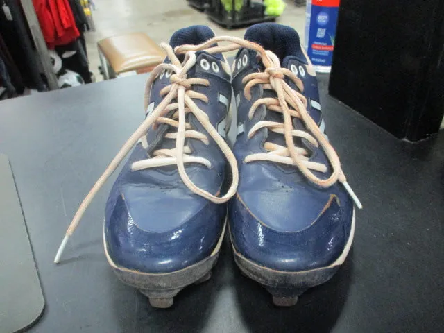 Used New Balance Metal Baseball Cleats Size 5