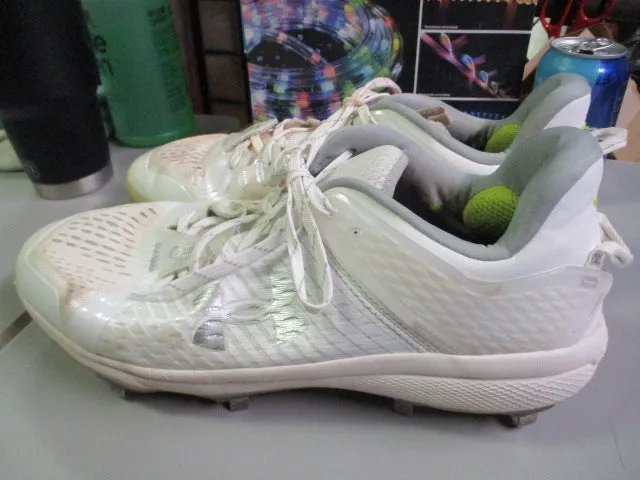 Used Under Armour Yard Metal Baseball Cleats Size 13 - White