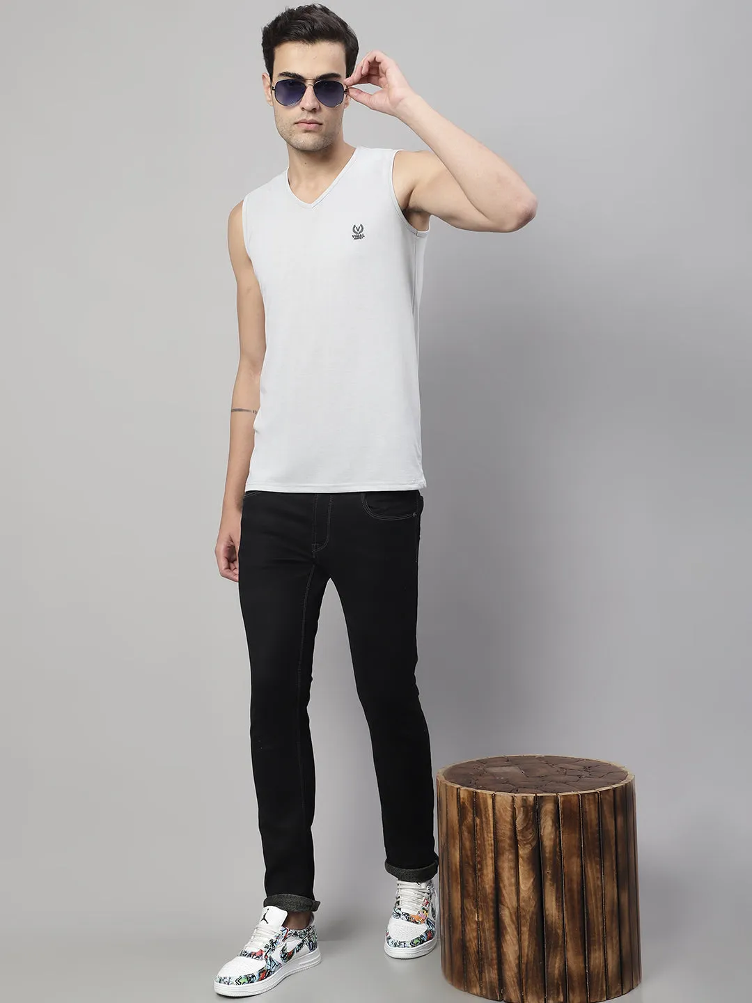 Vimal Jonney Regular Fit Cotton Solid Light Grey Gym Vest for Men
