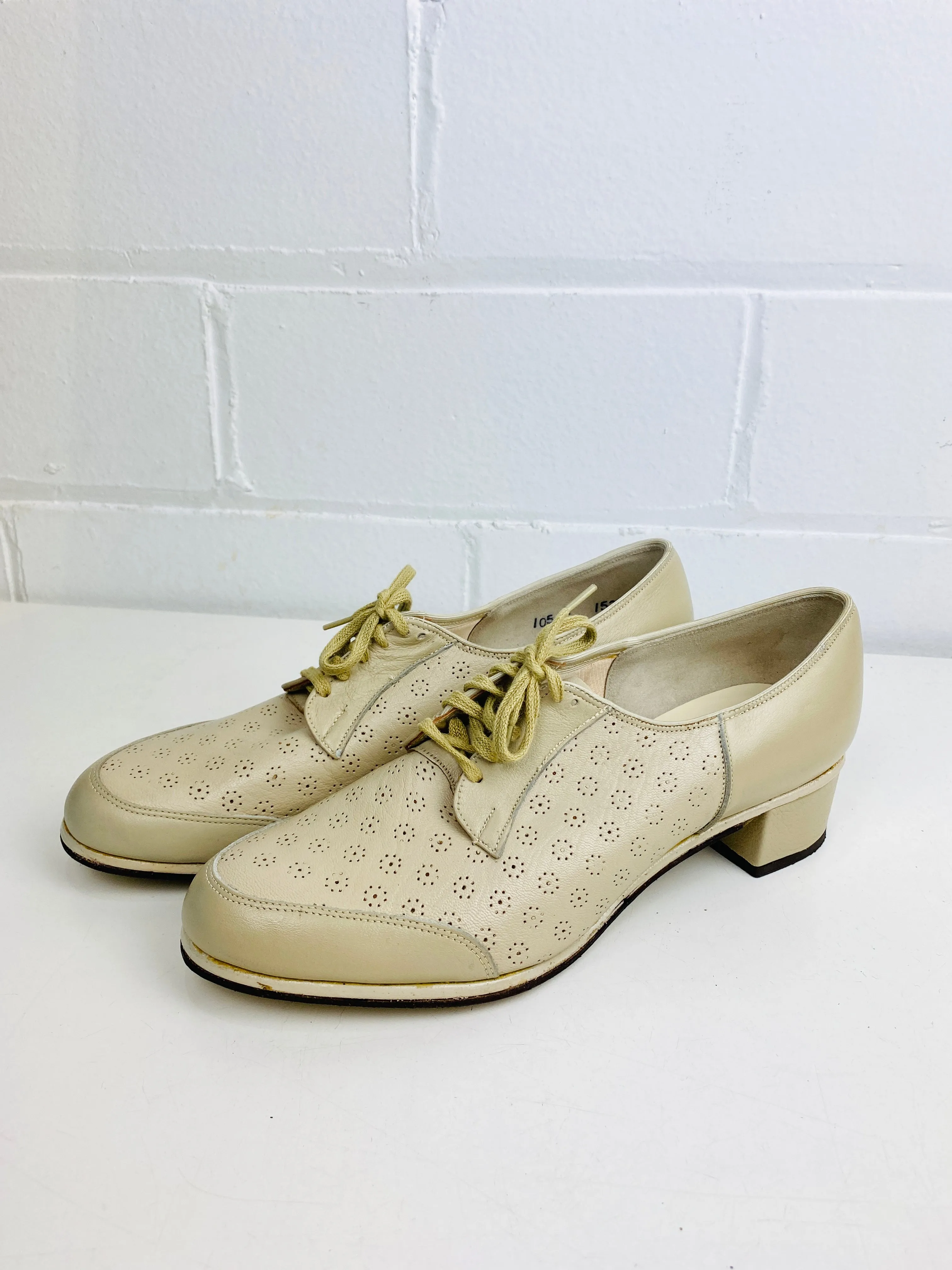Vintage Deadstock Shoes, Women's 1980s Beige Leather Cuban Heel Oxfords, NOS, 1616