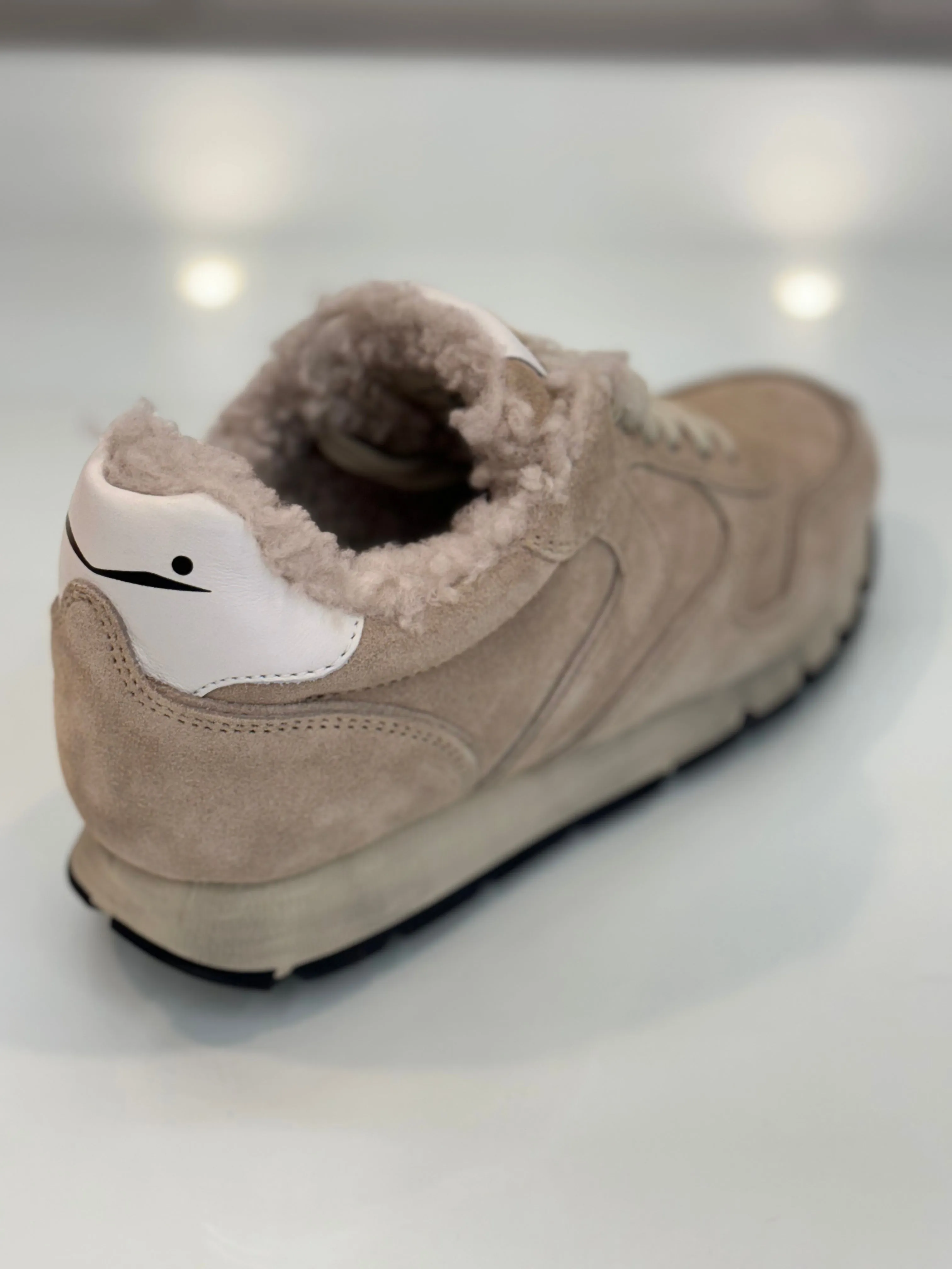 Voile Blanche - Julia Fur Lined Sneaker in Light Beige
